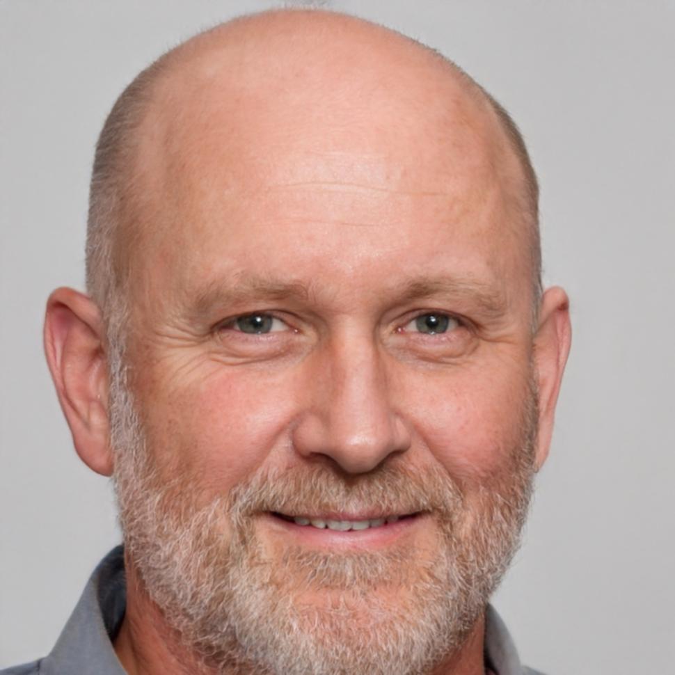 Webinar-Moderator Lennart Hoffmann